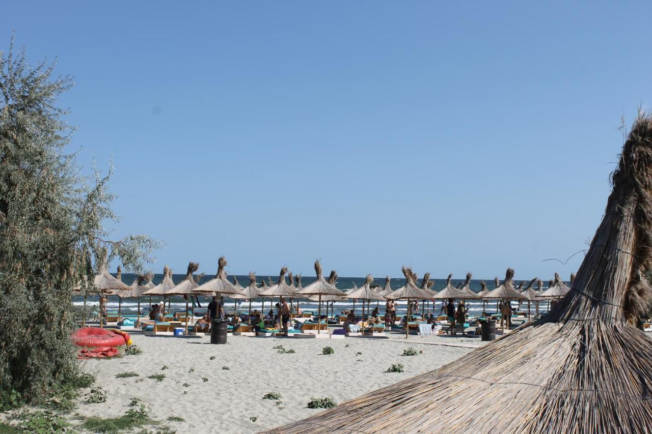 On Beach-Mamaia Residence Năvodari Esterno foto