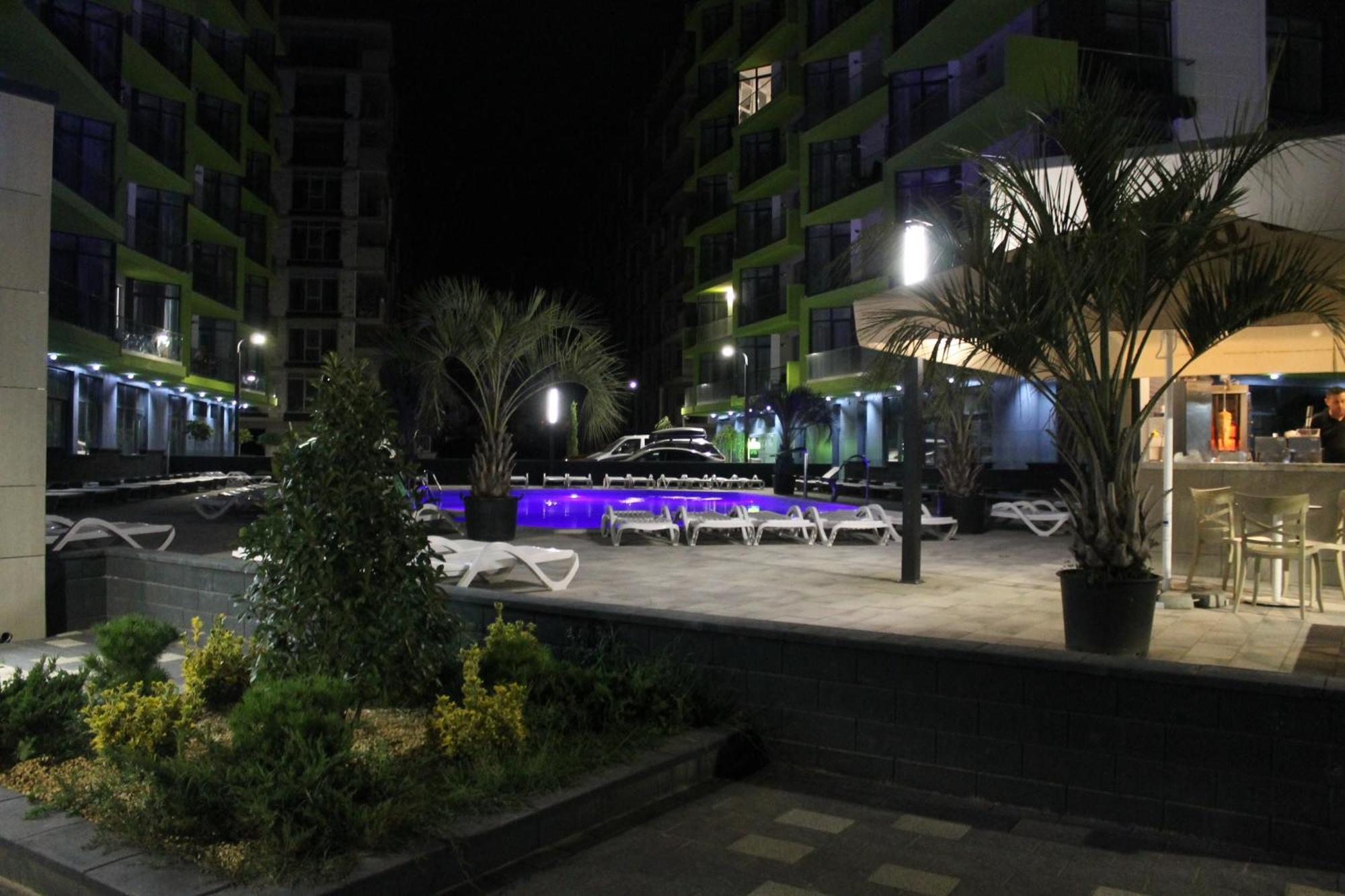 On Beach-Mamaia Residence Năvodari Esterno foto