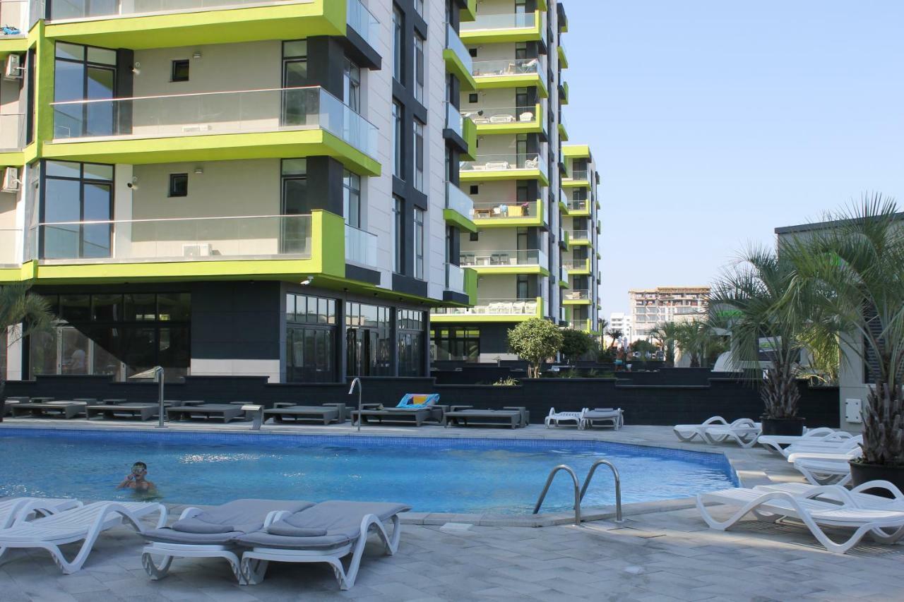 On Beach-Mamaia Residence Năvodari Esterno foto
